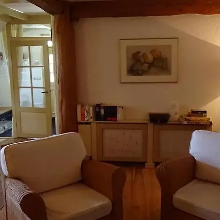 Riant Luxe, Landelijk Appartement アパート *