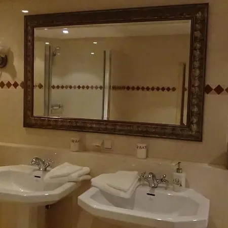 Riant Luxe, Landelijk Appartement * Sint Maartensbrug