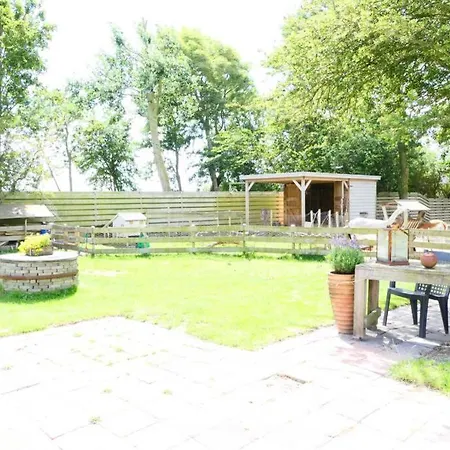 Riant Luxe, Landelijk Appartement Sint Maartensbrug